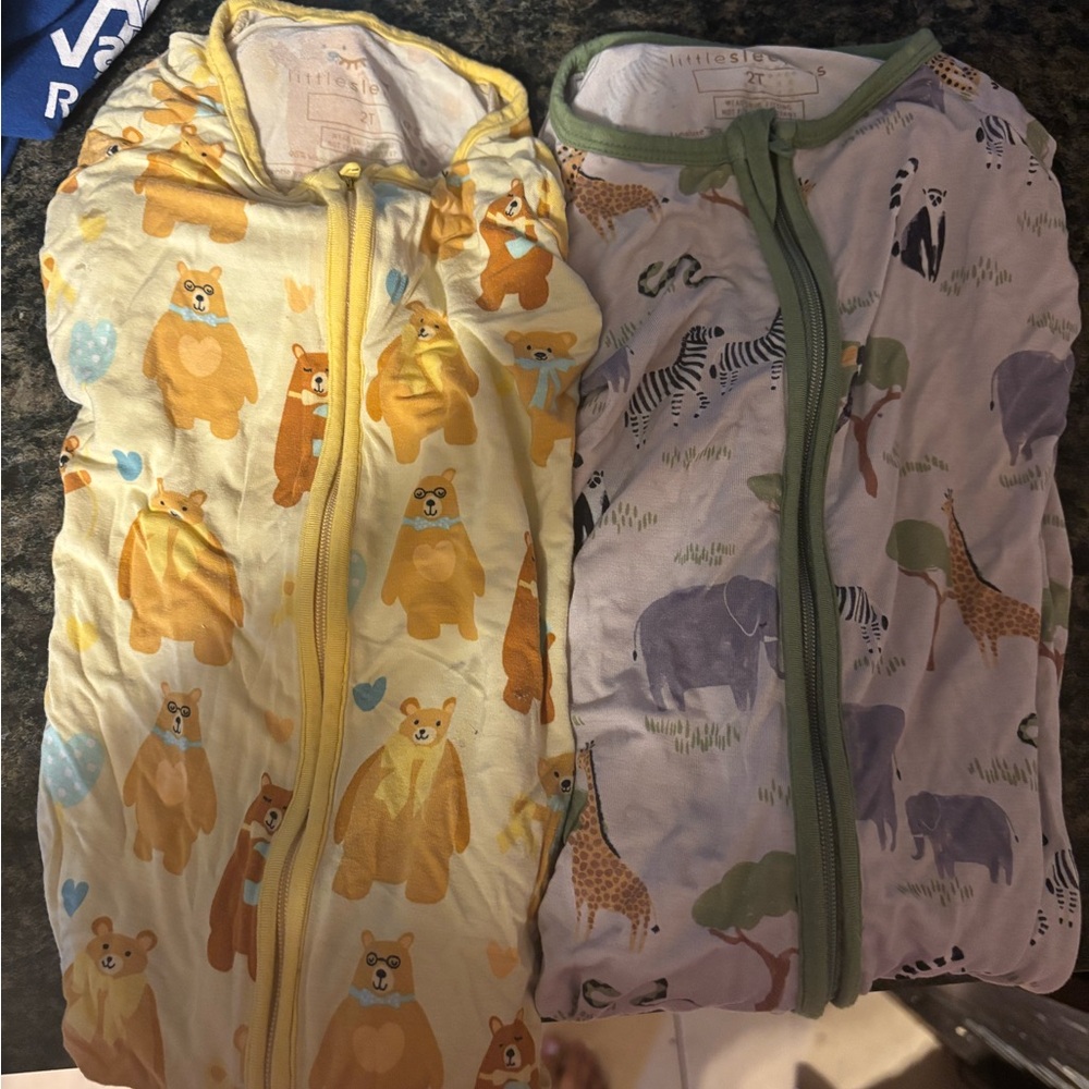 Little Sleepies 2t zippies